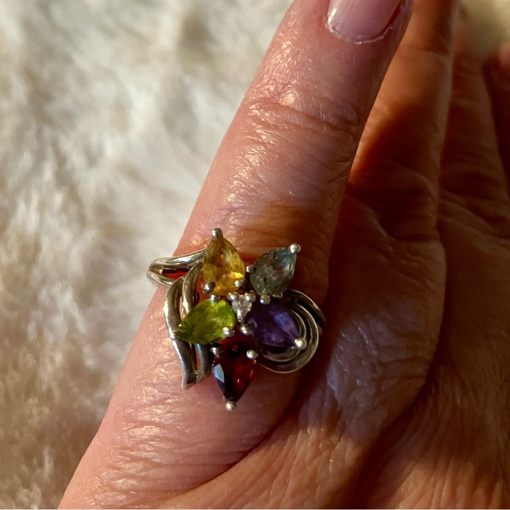 Silver Semi Precious Stones Flower Ring 7 - Picture 3 of 9
